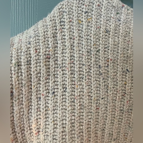 Old navy cream rainbow speckled sweater - Picture 3 of 3